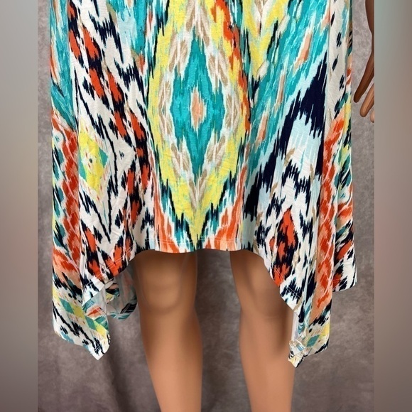 NWT- Asymmetrical Bold Print, Faux Wrap Dress, Sz Med By Stella + Ginger - Picture 5 of 12